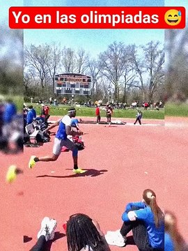 Debía saltar un poco más 😅😅😅 #viralvideo #humor #memefras #parati #funny #memes #comedia #comedia