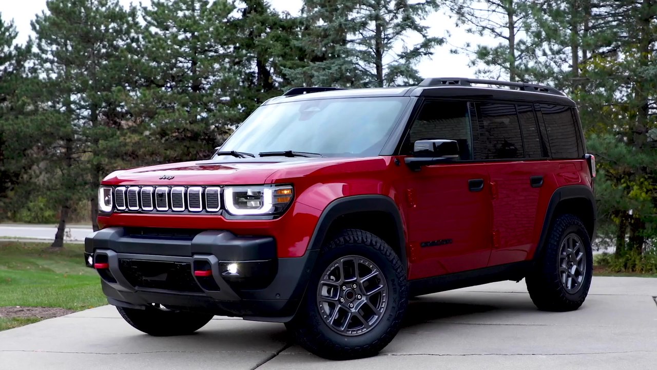 Vorstellung des neuen vollelektrischen Jeep® Recon - Elektrische Geländetauglichkeit ohne Kompromisse