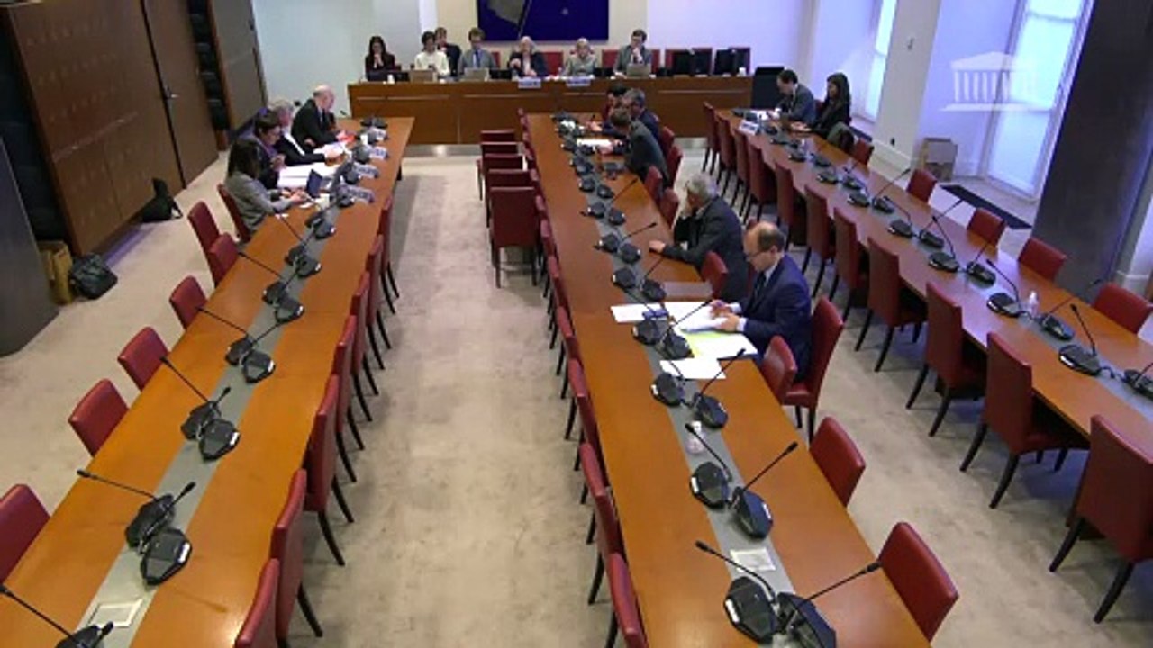 Incertitudes budgétaires en matière de sécurité sociale : Représentants de la Caisse nationale des allocations familiales ; Représentants de la Caisse nationale d’assurance vieillesse - Mercredi 28 janvier 2026