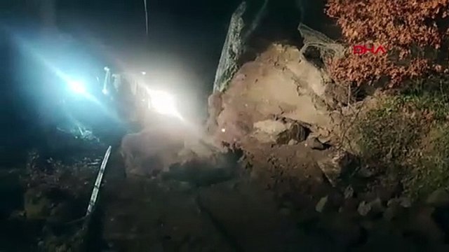 Balıkesir'de toprak kayması; 145 yolcu taşıyan yolcu treni raydan çıktı!