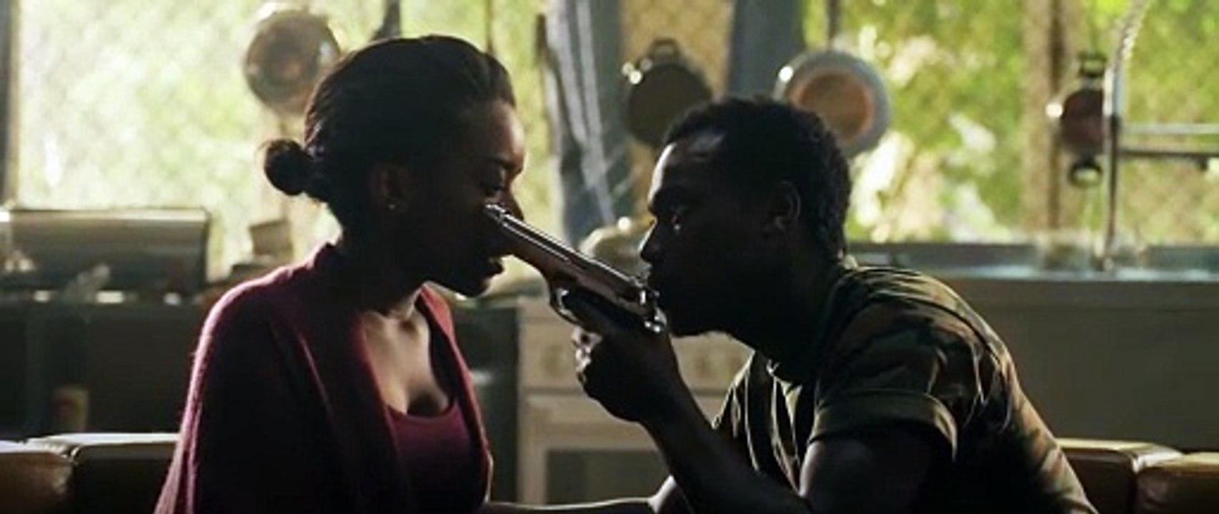 Black: Trailer HD