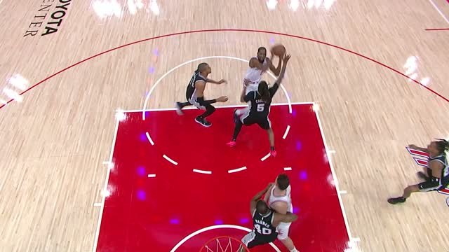 Spurs - Wembanyama décisif : le contre sur Kevin Durant qui fait basculer le match