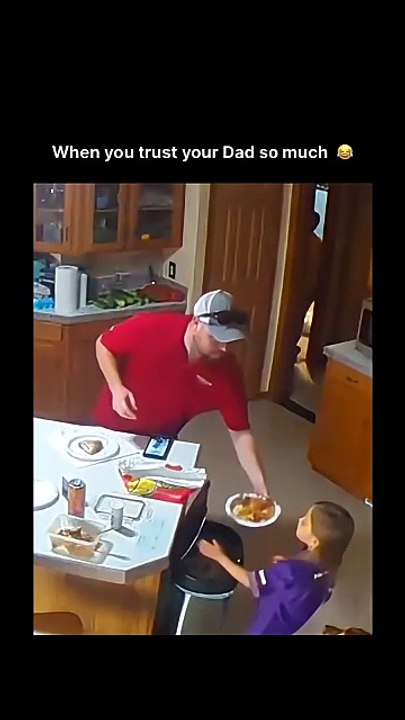 When you trust your dad so much 😂