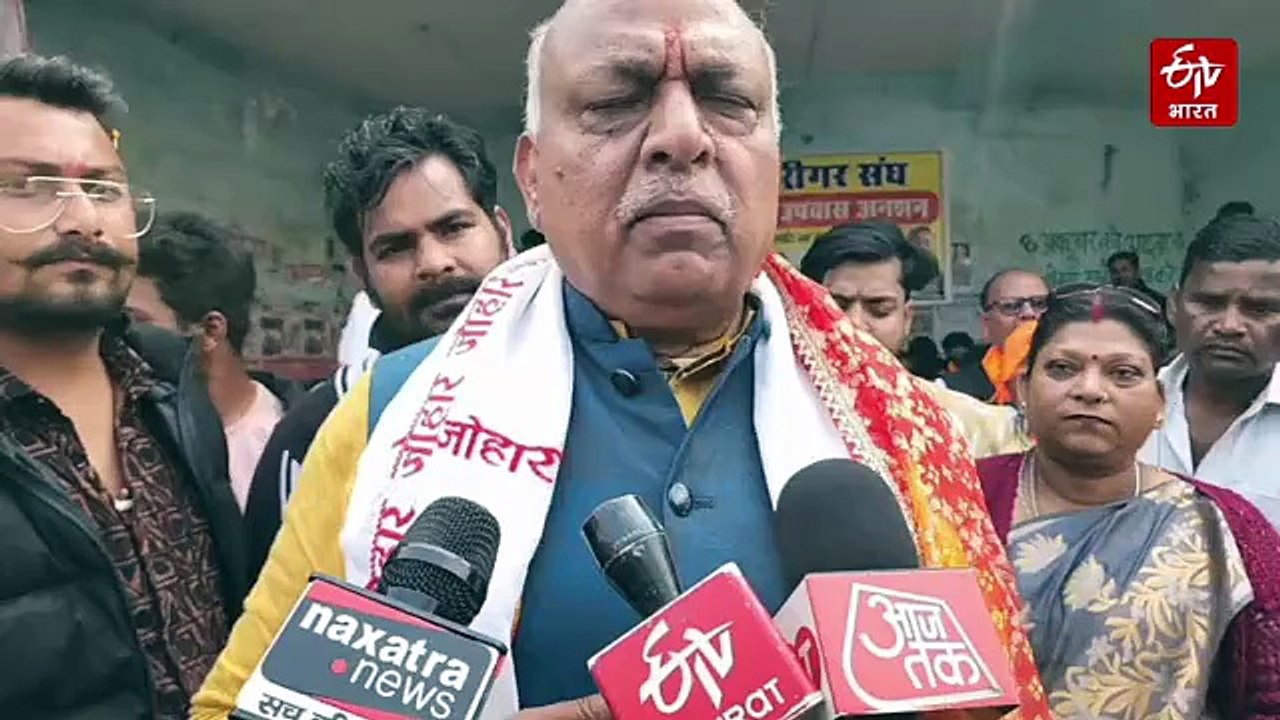 शहर की सरकारः धनबाद मेयर पद के लिए मैदान में चंद्रशेखर अग्रवाल, भरा पर्चा-दिखाई ताकत