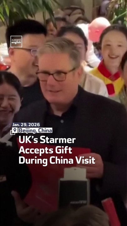 UK’s Starmer Accepts Gift During China Visit
