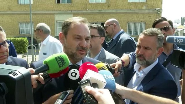 Ábalos opta por la jubilación ante las dudas de poder cobrar indemnización del Congreso