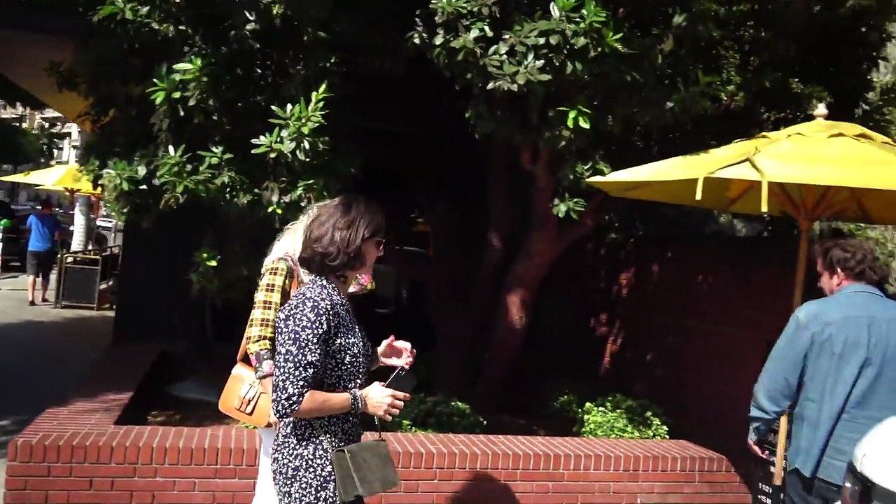 2018 – Johnny Hallyday – X-17 Online : Laeticia Hallyday et Sébastien Farran à Los Angeles