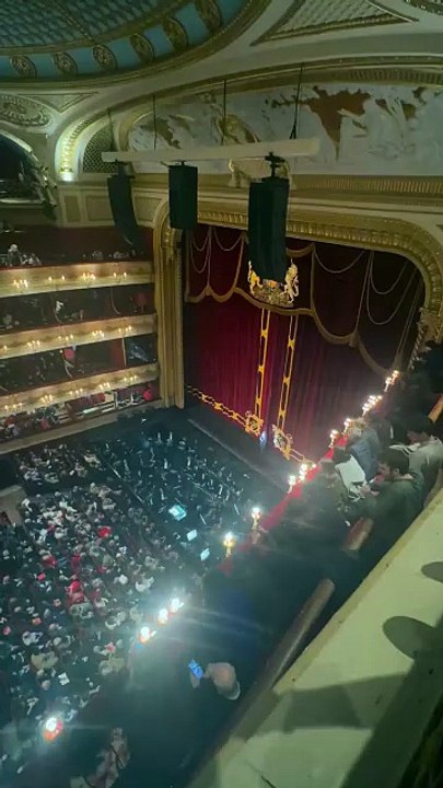 Incident au Royal Opera House de Londres: Malade, Roberto Alagna déclare forfait en pleine représentation, son remplaçant hué par une partie du public