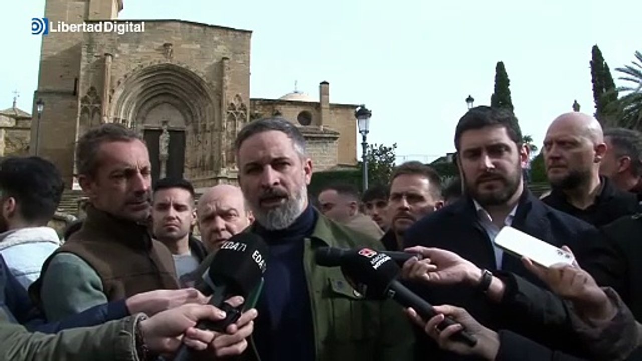 Abascal sentencia a Óscar Puente: "Va a acabar haciendo bueno a Ábalos"