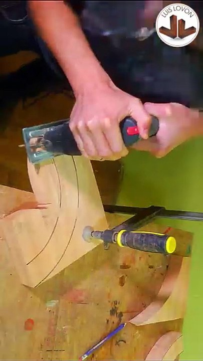 COMO LOGRAR MADERA GRUESA DOBLADA EN DIFERENTES FORMAS CON MADERAS UNIDAS MUY FACIL / Luis Lovon