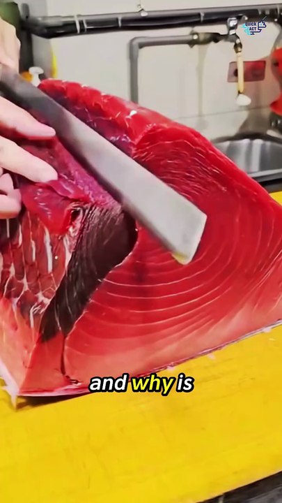 Why Does Tuna Turn BLACK When Cut?! 😳facts zoon