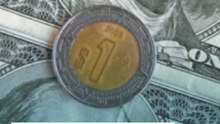Peso mexicano se deprecia contra el dólar tras tocar mejor nivel en lo que va del año