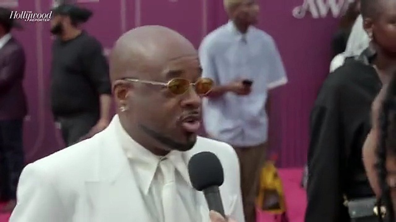 Jermaine Dupri Reacts to Sly Stone Passing & Talks Quincy Jones Tribute | BET Awards 2025