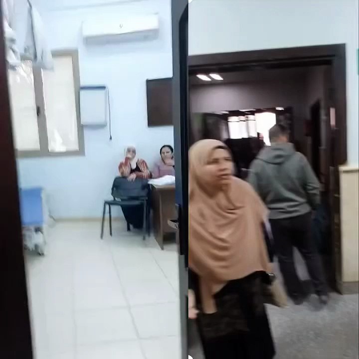 ابني بيموت وقفلوا الباب في وشي، أول تحرك من مستشفى أطفال الفيوم بعد فيديو إهانة سيدة