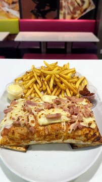 French Tacos Gratiné Fromage Reblochon & Lardons #BR3 #food #foodlover #Tacos #halal