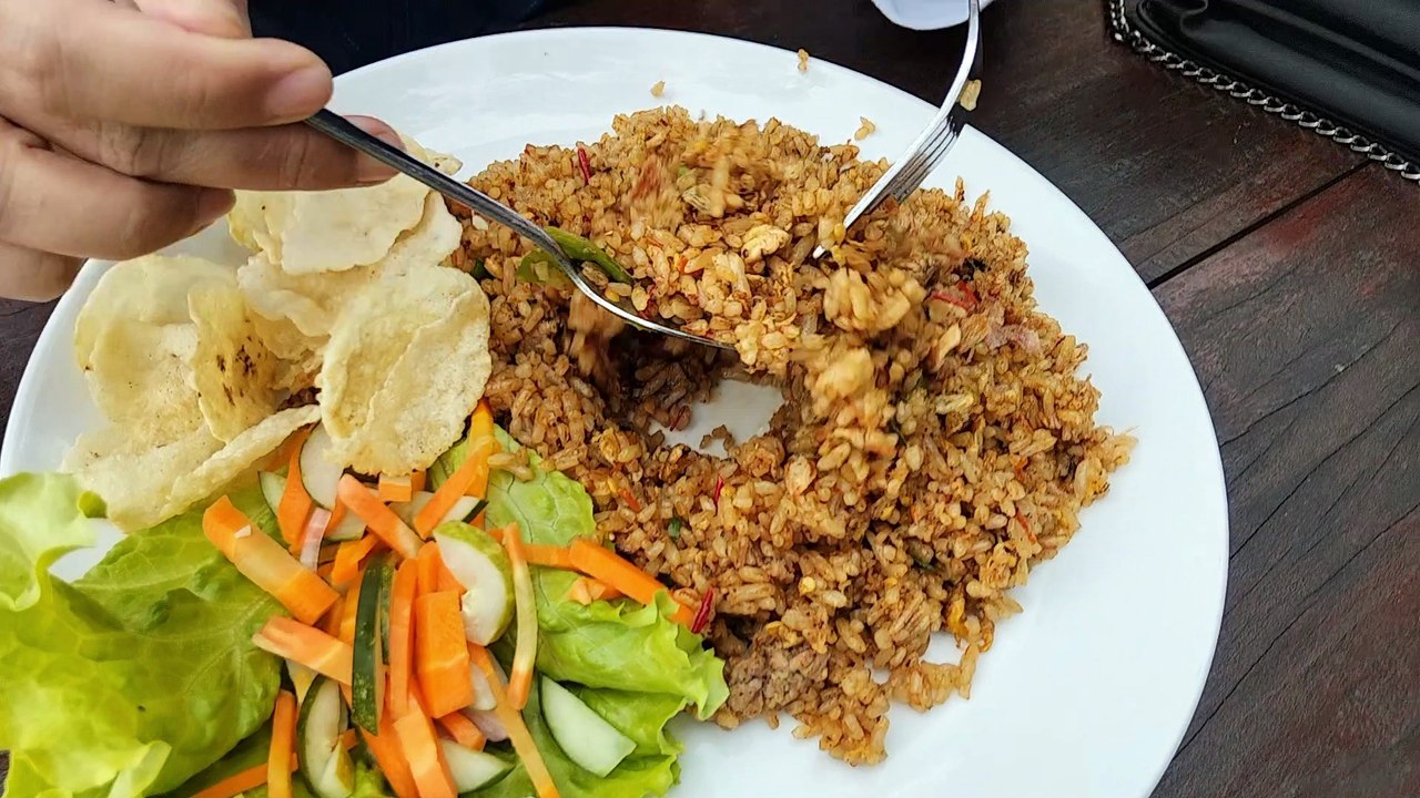 Kuliner Purwokerto 🍽️ Cafe Massapi Baturraden | View Alam dan Kota ...