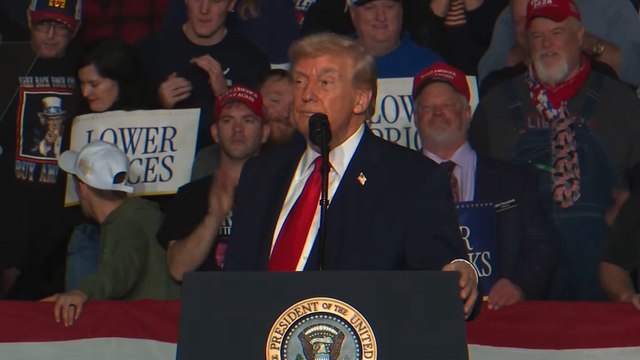 Trump touts armada heading toward Iran, pushes for deal