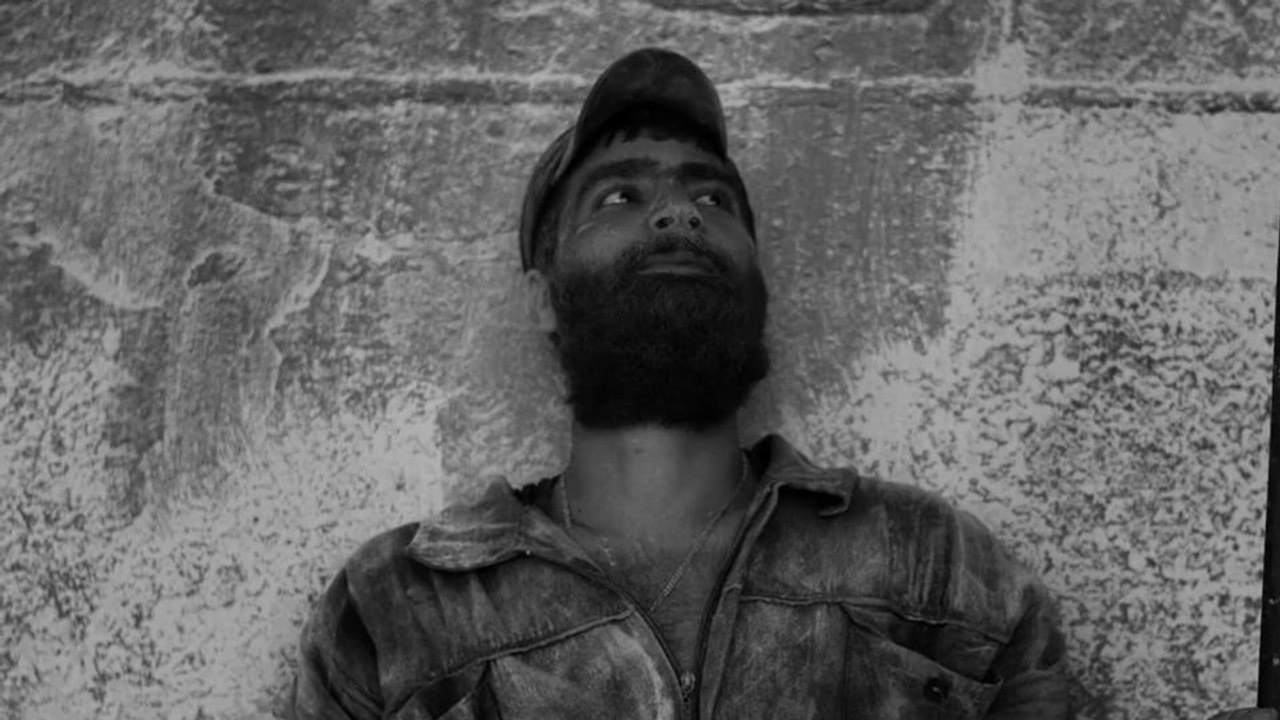 Below The Clouds Trailer (2) OmeU