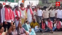 मनरेगा और धान खरीदी को लेकर कांग्रेस का प्रदर्शन, बालोद में अर्धनग्न होकर चक्काजाम, दुर्ग में भी धरना