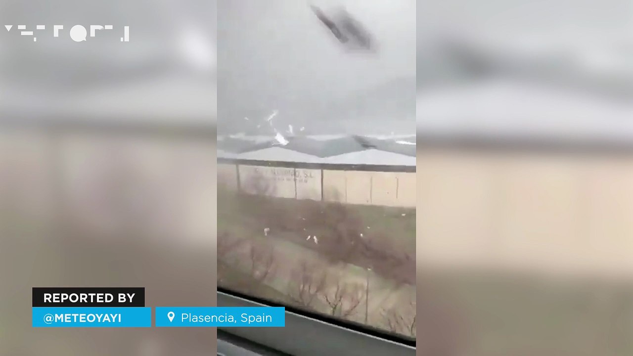 A tornado causes devastation in Plasencia, Spain