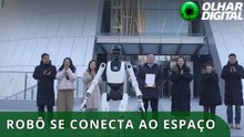Robô humanoide da China se conecta com satélite em órbita