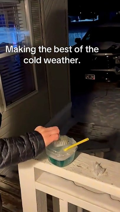 This Is What Happens When Bubbles Freeze 🥶