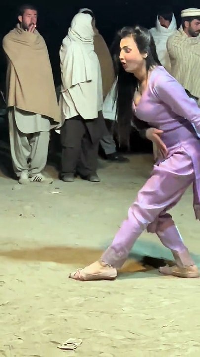 Pakistani shemale viral video