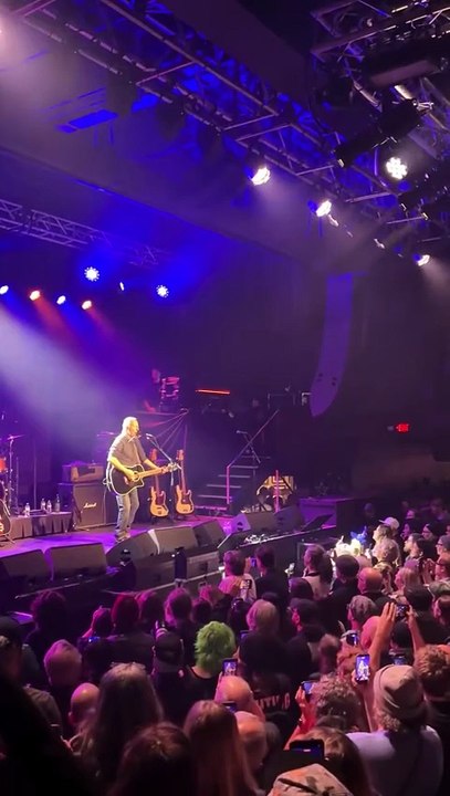 Bruce Springsteen suona a Minneapolis: "Ice out now"