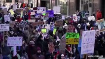 Proteste contro ICE, migliaia in piazza a Minneapolis e in altre città