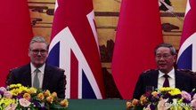 Starmer riapre il canale con Pechino, economia e dialogo al centro