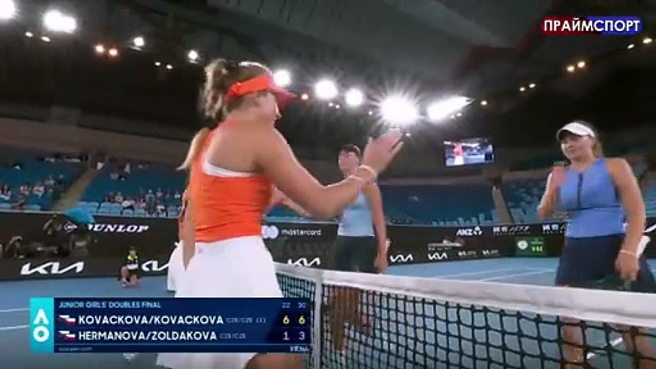 Kovackova² win 2nd straight Slam