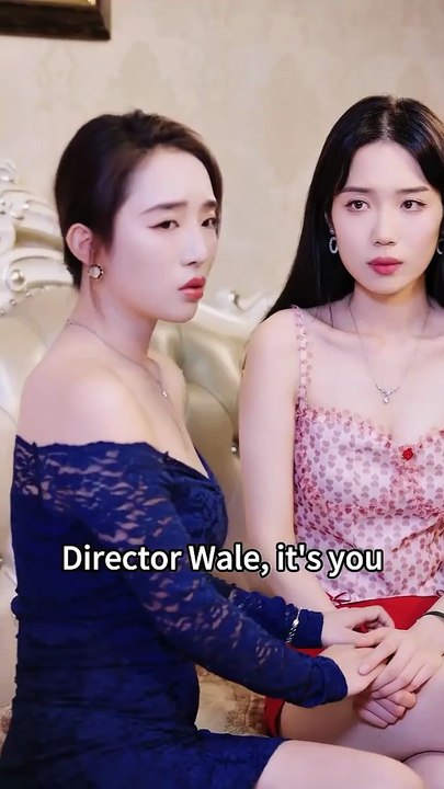 Chinese Short Drama The doctor with carnal and sexual desires.