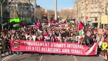 Unas 1.200 personas piden en Barcelona el embargo de armas a Israel, según la Guardia Urbana