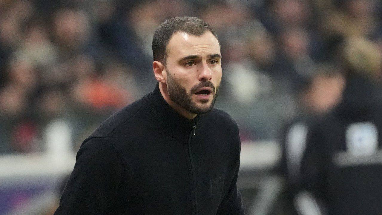 SGE-Coach Schmitt kritisiert: 'Waren nicht mutig genug'