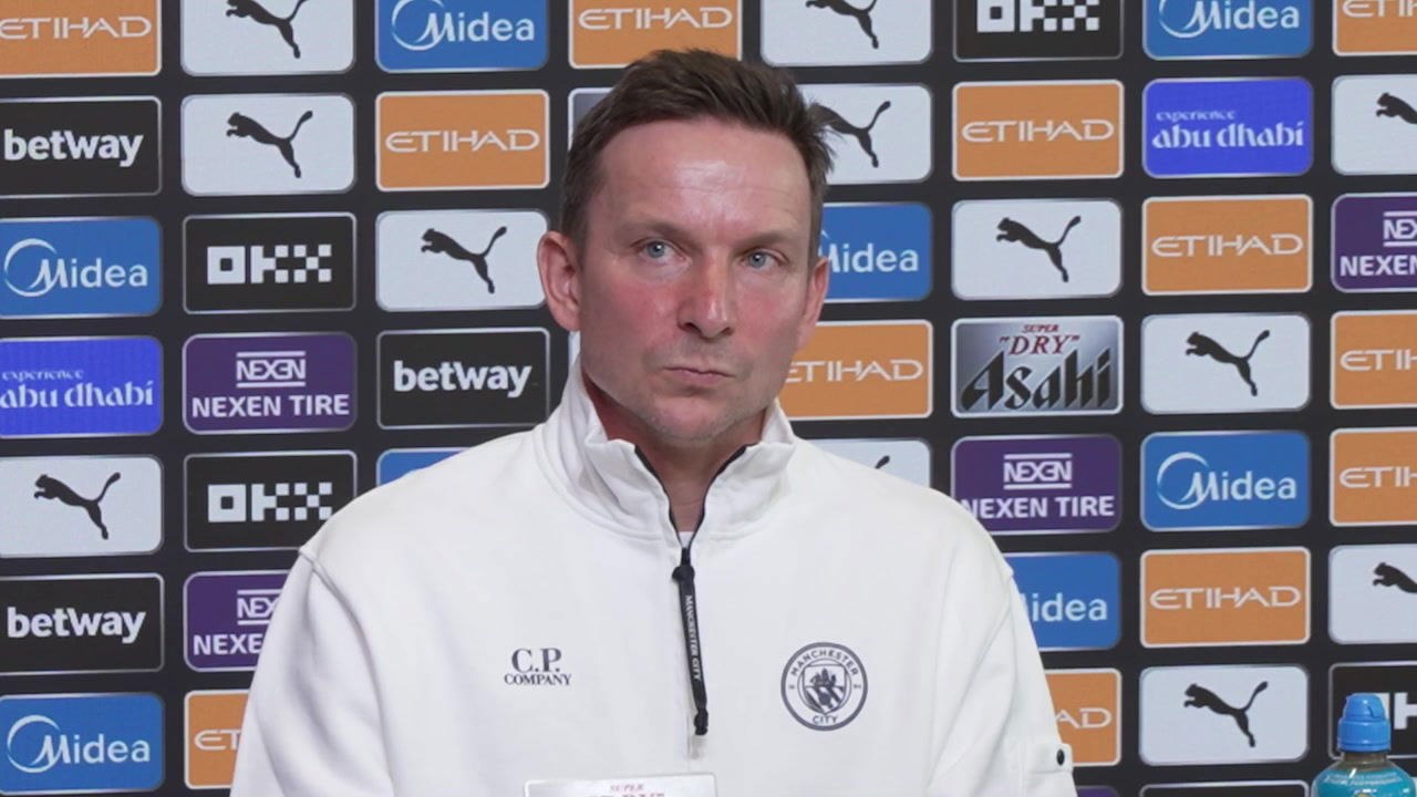 City assistant Lijnders previews Spurs clash (Full Presser part 2)