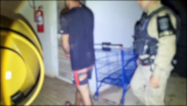 Homem preso com espingarda e revólver é encaminhado à Delegacia de Polícia Civil de Cascavel