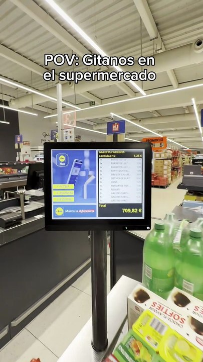 Gitanos en el Supermercado Lidl #gitanos #comedia #humor #humornegro