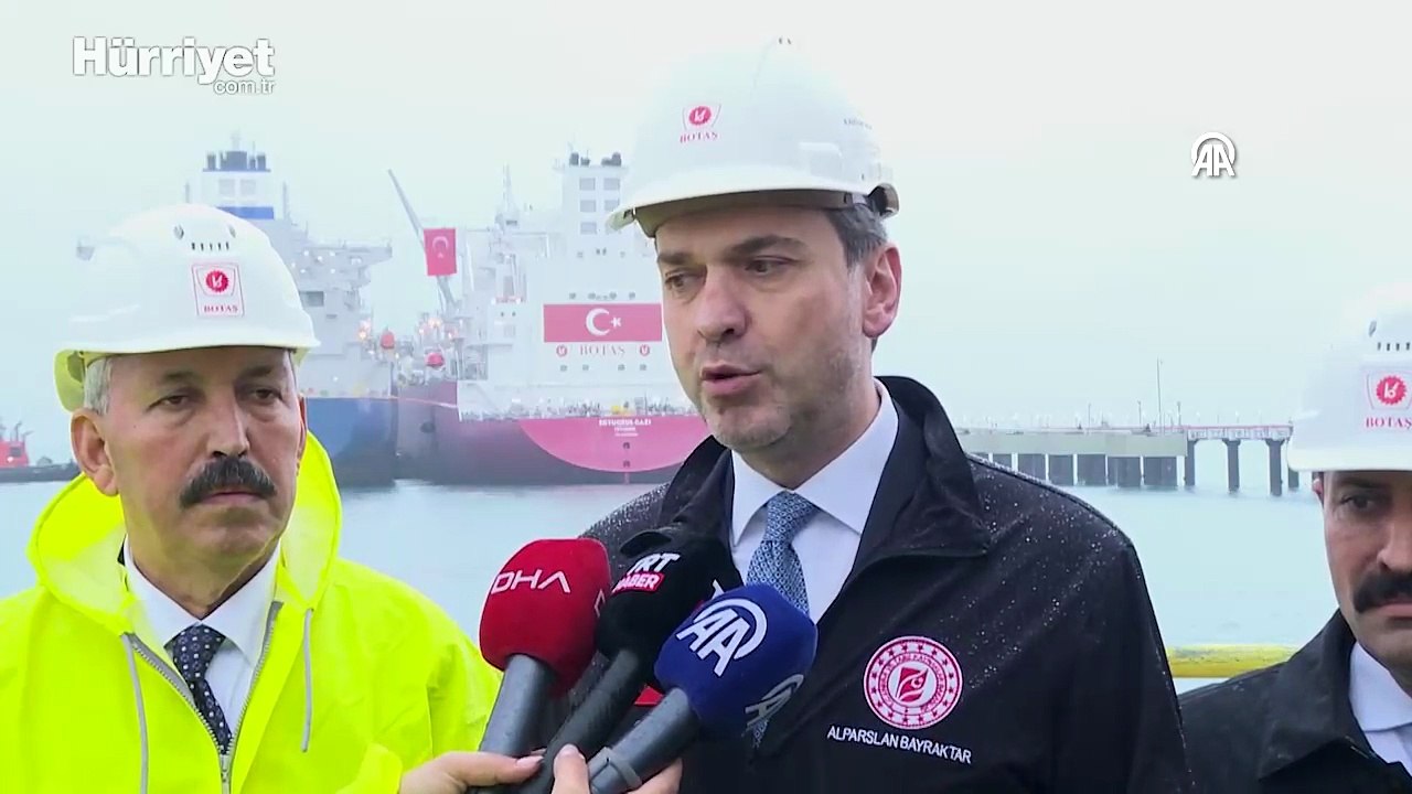 Enerji ve Tabii Kaynaklar Bakanı Bayraktar, BOTAŞ Dörtyol Terminali'nde konuştu