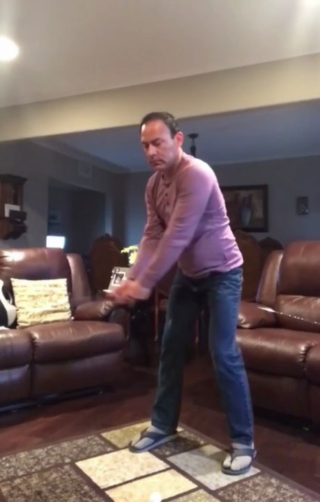 Golf in house, wait for the end🤣🤣🤣
