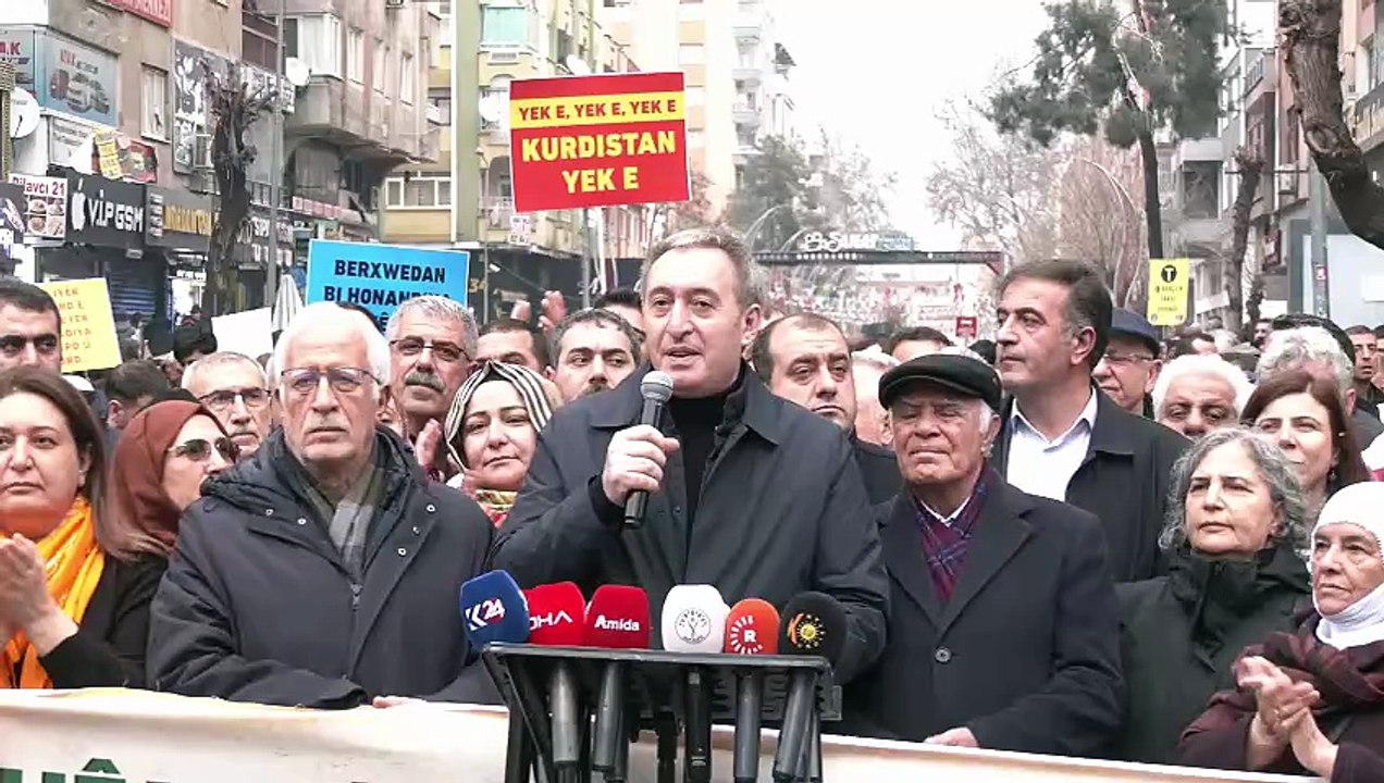 Bakırhan: "Kürtler eşit ve onurlu bir yaşam istiyor"