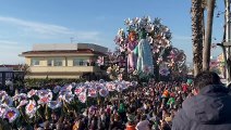 Carnevale di Viareggio 2026, la prima sfilata: ecco il carro 