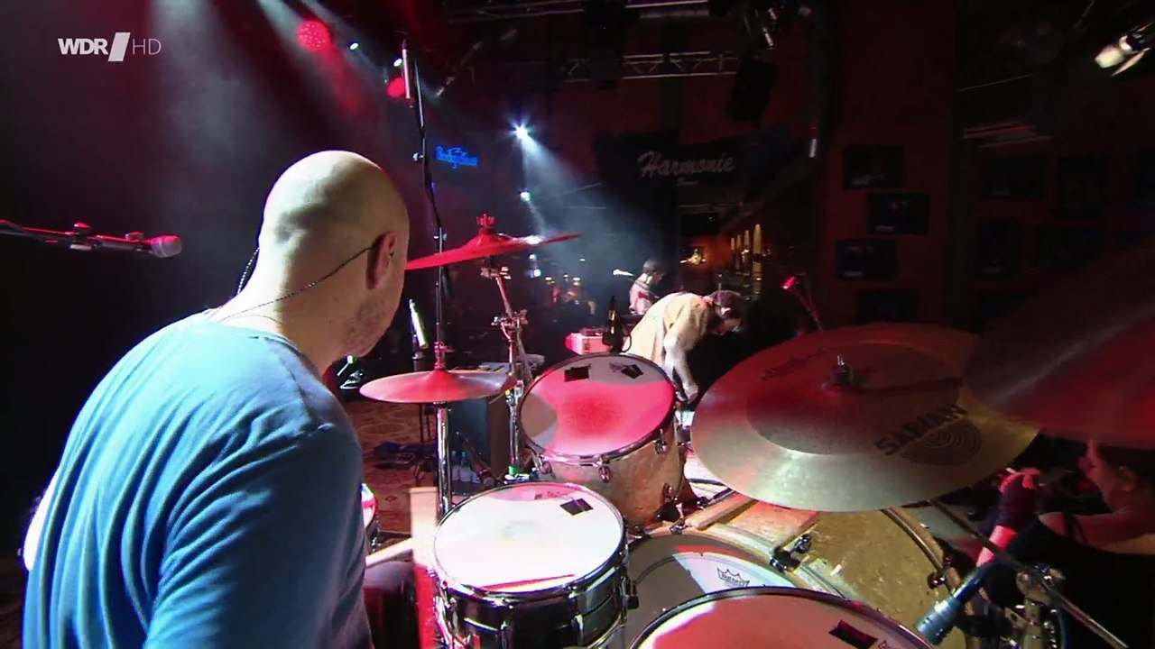 Blown Away - Black Box Revelation (live)