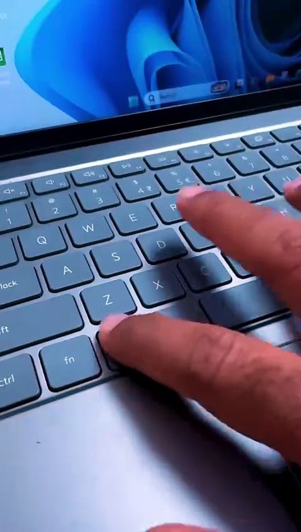 ⁣3 HIDDEN Commands to Instantly Speed Up Your Internet! 🌐