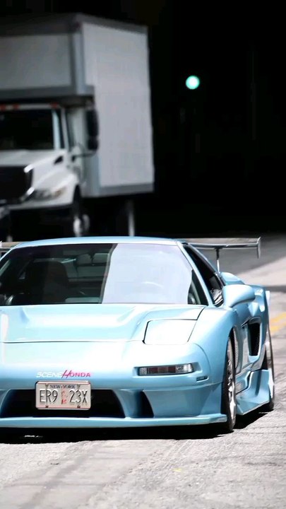 Cruising through Los Angeles with my blue ’91 Acura NSX, soaking in the city lights and street energy. Classic lines, mid-engine perfection, and timeless JDM presence—this shoot was all about capturing that raw NSX spirit against the