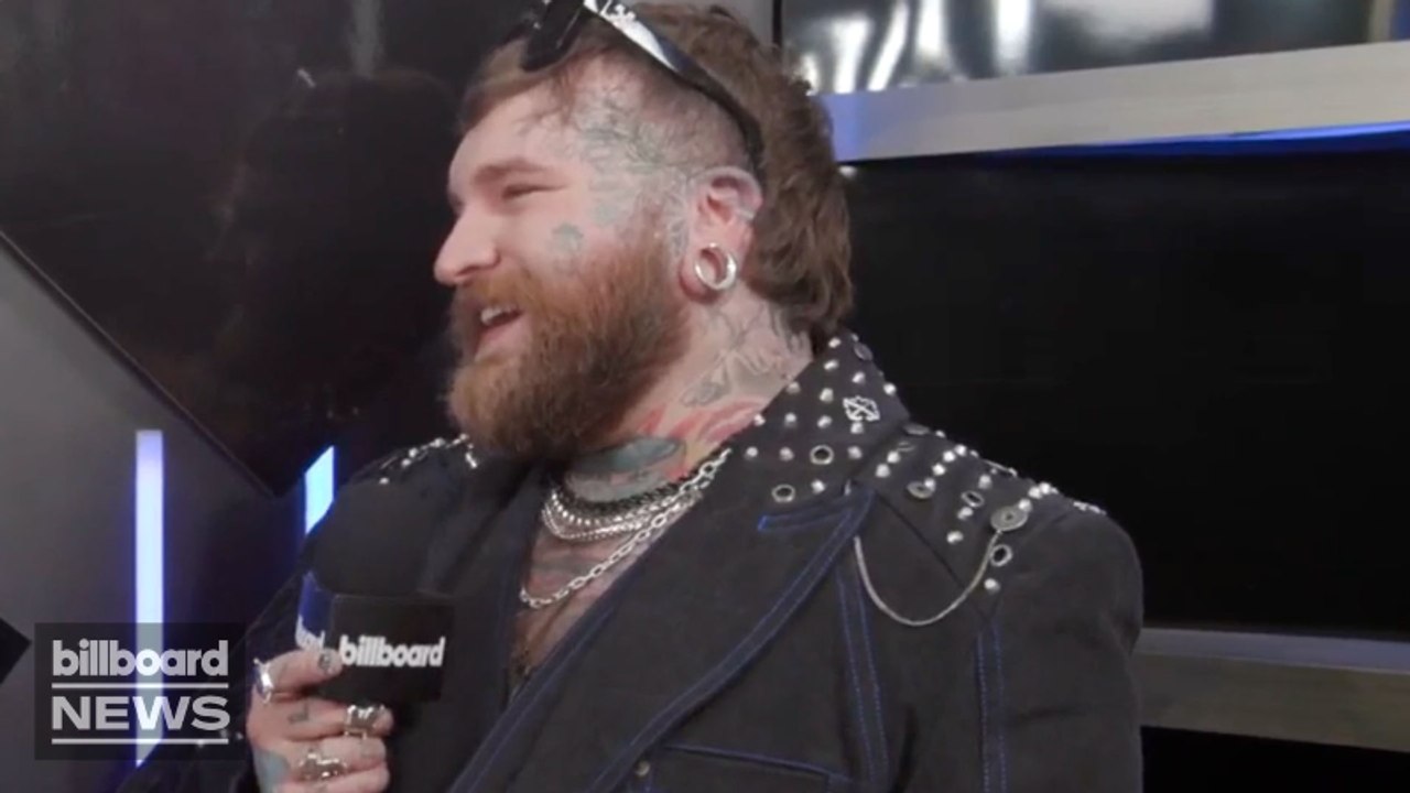 Teddy Swims Talks Fatherhood, Performing For Mariah Carey & More | GRAMMYs 2026