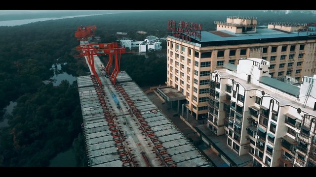 The Entry Point of Mumbai Airoli Bridge and the Progress of Airoli-Katai Naka Freeway