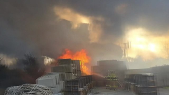 부산 기장군 가건물 화재... 인명피해 없어 / YTN