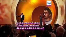 Grammy 2026: Bad Bunny faz história ao vencer álbum do ano com disco em espanhol