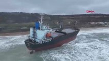 Sarıyer'de karaya oturan gemi havadan görüntülendi