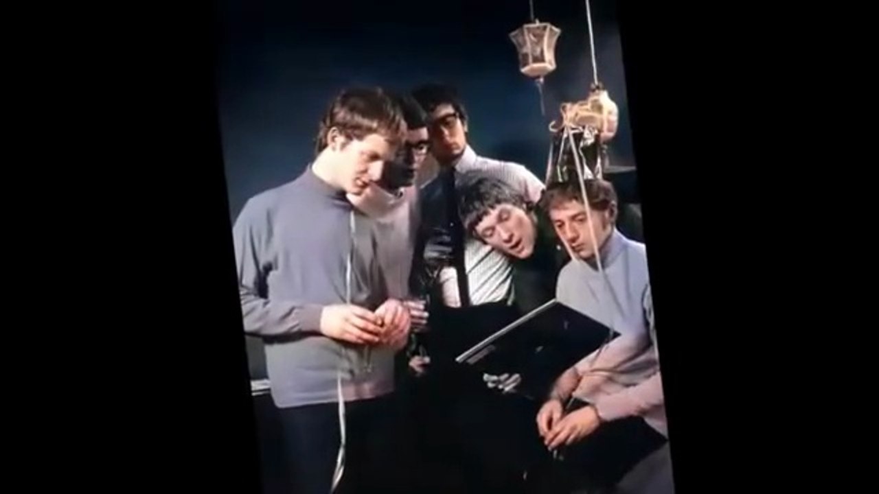 manfred mann ♦ do wah diddy diddy ♦ stereo remix (clickable links are in the description)